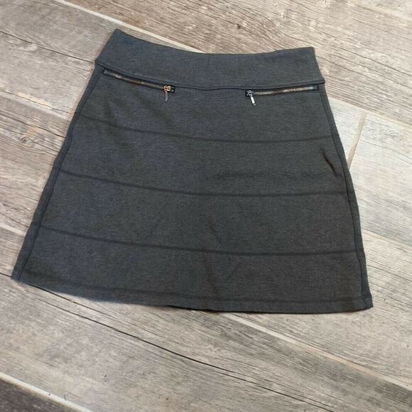 Athleta Strata Gray A line Size Small Skirt Ponte Zipper pockets - Picture 7 of 9